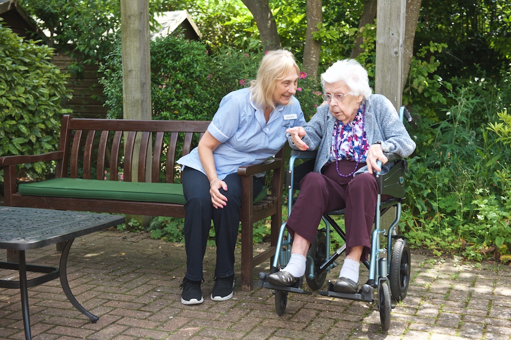 Questions to Ask Care Home Owners Before You Choose a Place for Your Loved One